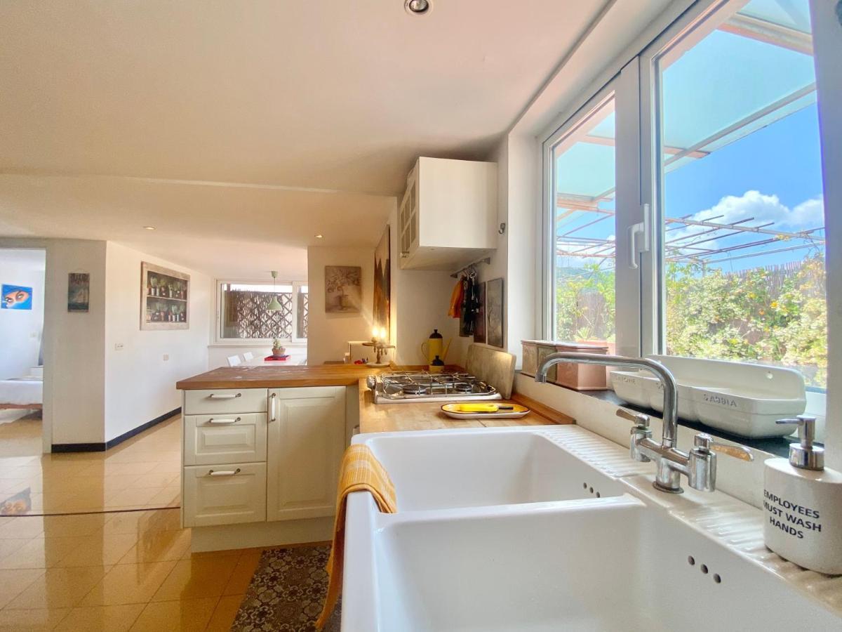 Casaviva - Apt With Terrace And Parking In ราปาลโล ภายนอก รูปภาพ